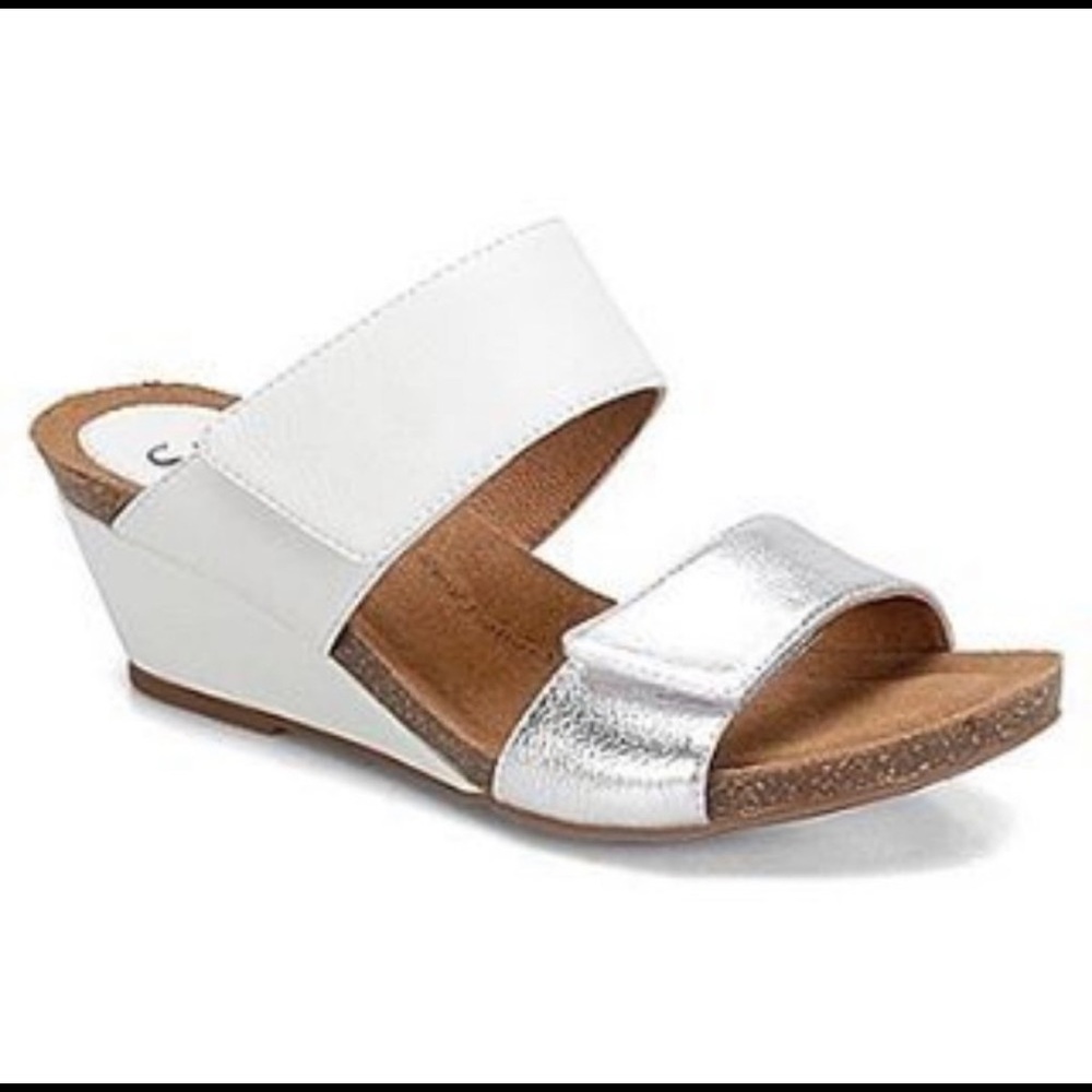 Sofft Vangie White and Silver Velcro Sandals